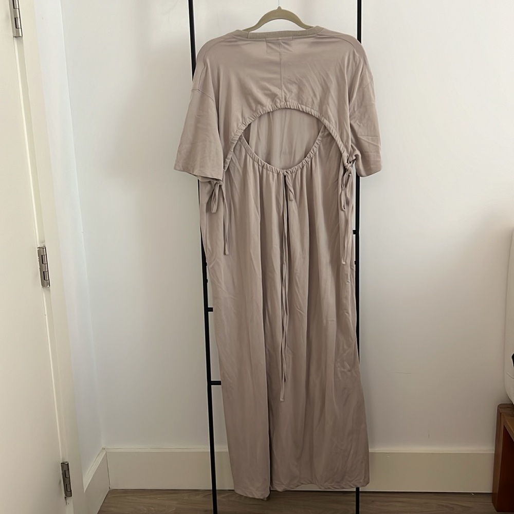 Stylenanda Maxi Dress with Back Cutout